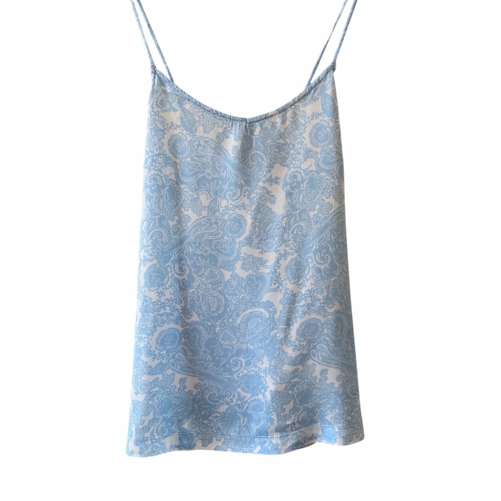 ✨3x$30✨Joe Fresh Blue Paisley Rayon Chemise